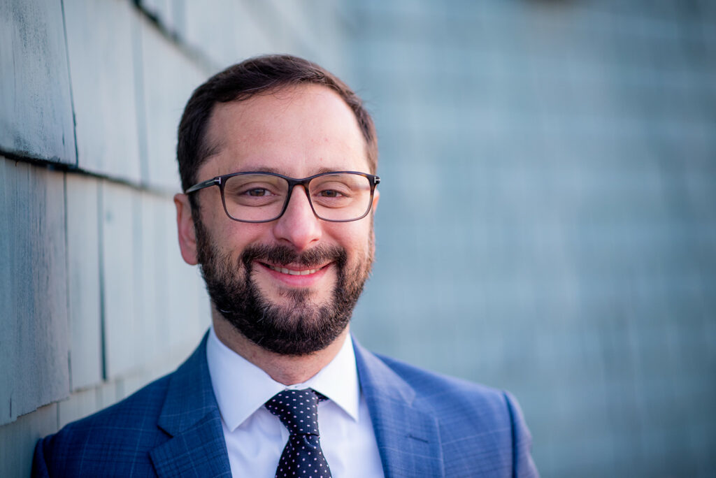 tehrani headshot photo